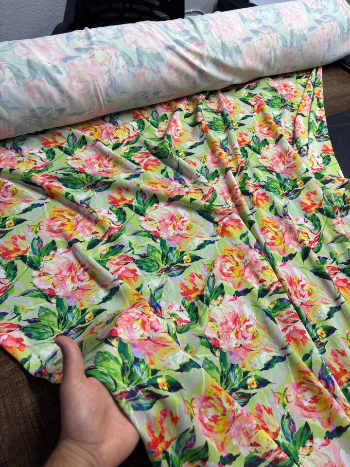 FLORAL DESEN İTHAL KREP