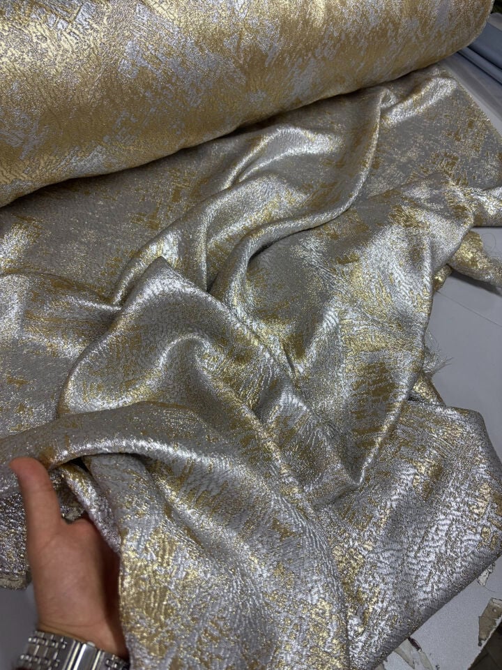 Gold Brokar